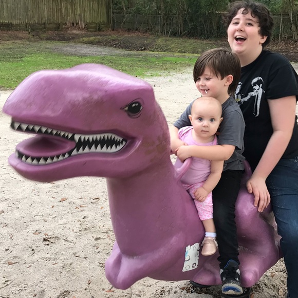 Himynameisalexisandilikeyou! - Picture 4 of 5